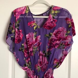 Betsey Johnson floral top 🌸